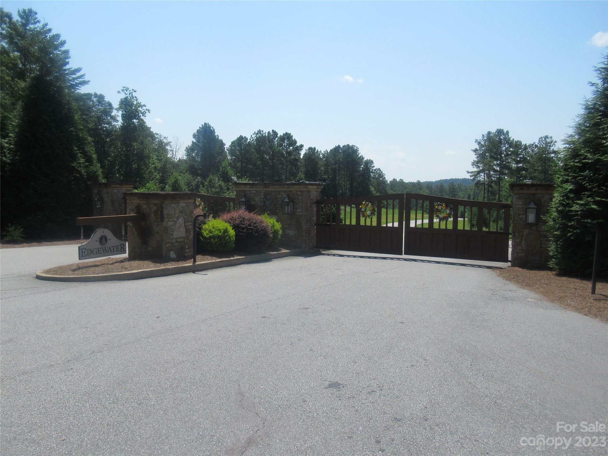 Property Photo:  1735 Waters Edge Drive 86  NC 28630 