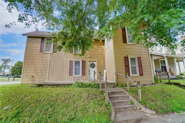 106 Lincoln Place  Urbana OH 43078 photo