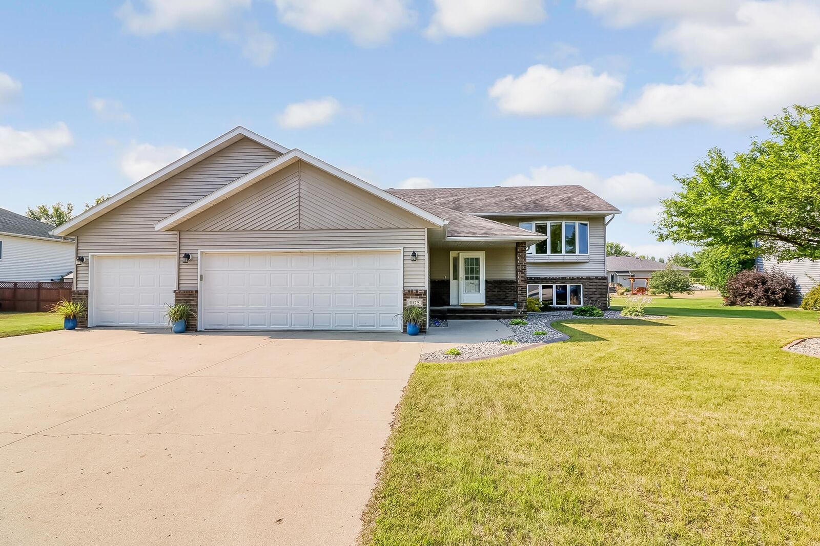 Property Photo: 1103 7th Avenue SE MN 56514