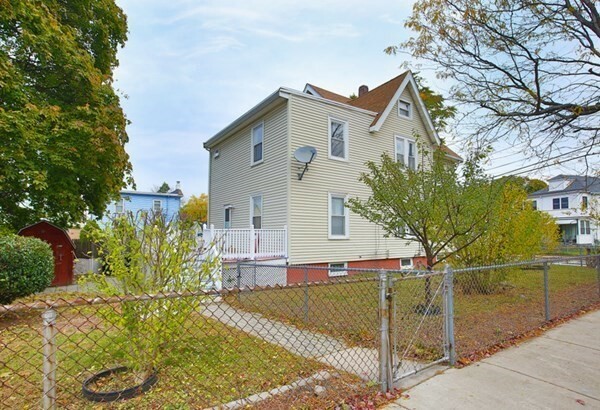 Property Photo:  92 Lynn St  MA 02149 