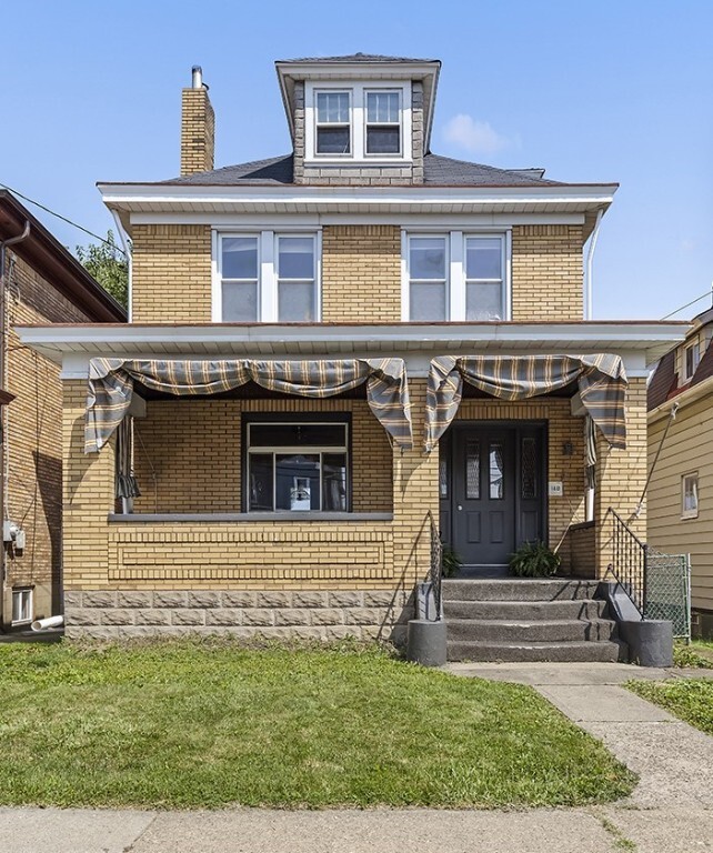 Property Photo:  148 W Larkspur St  PA 15120 