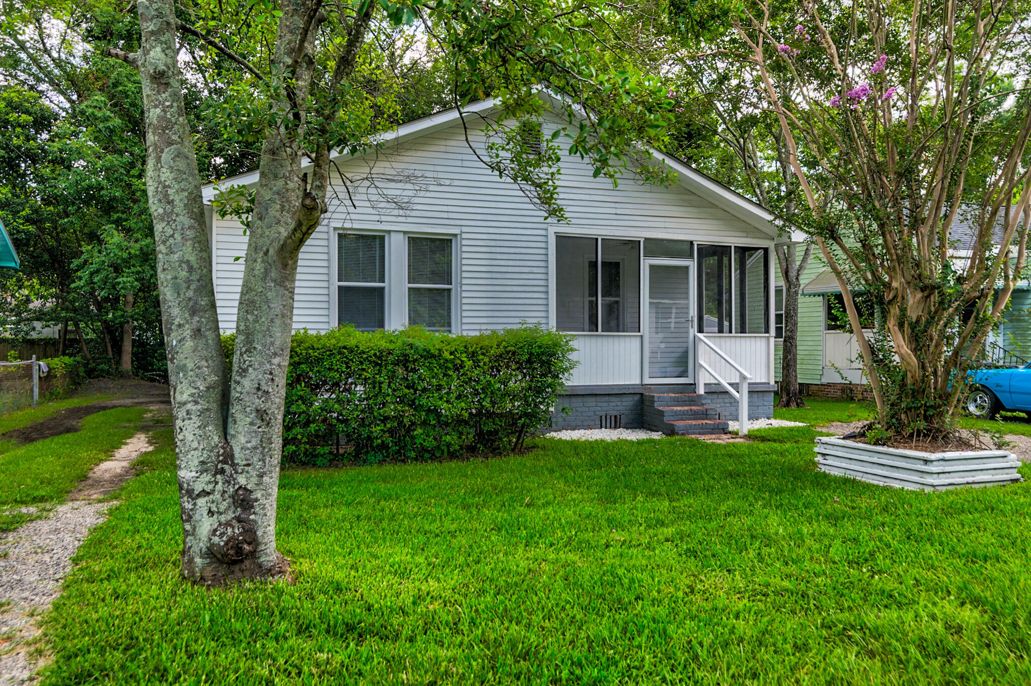 Property Photo:  2912 Lexington Avenue  SC 29405 