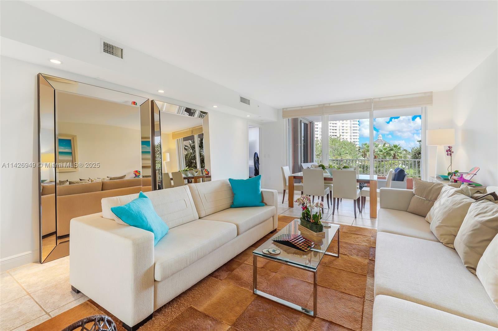789 Crandon Blvd 403  Key Biscayne FL 33149 photo