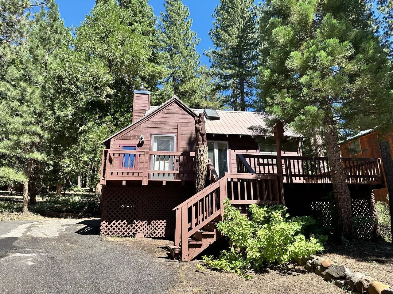 Property Photo:  650 Chipmunk Street  CA 96143 