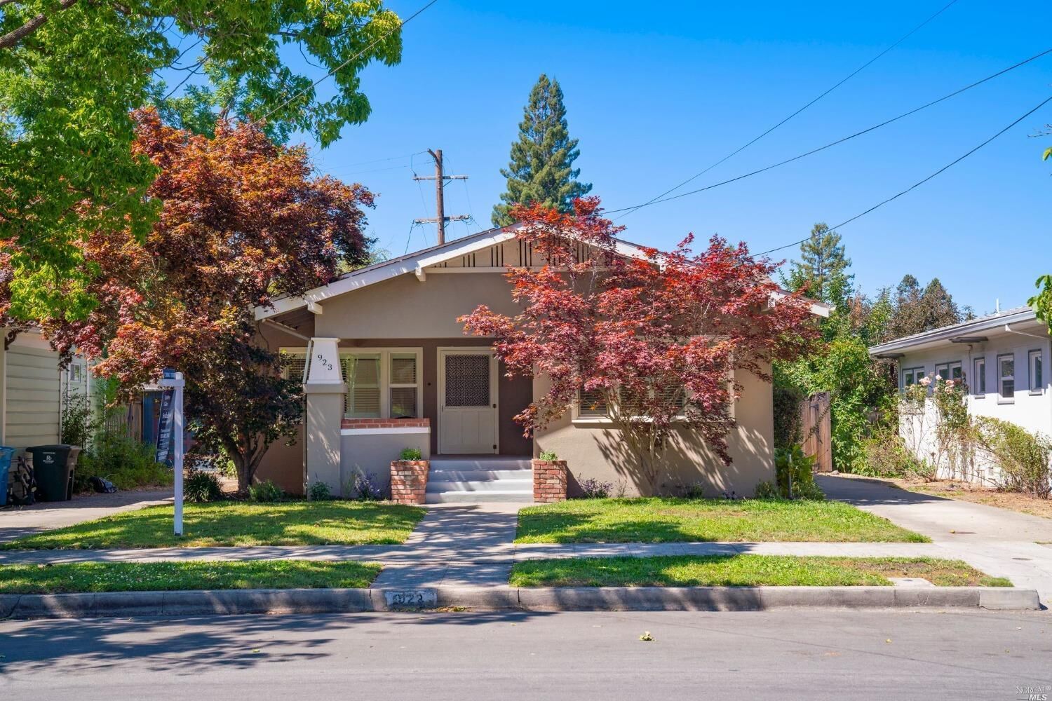 Property Photo:  923 Spencer Avenue  CA 95404 