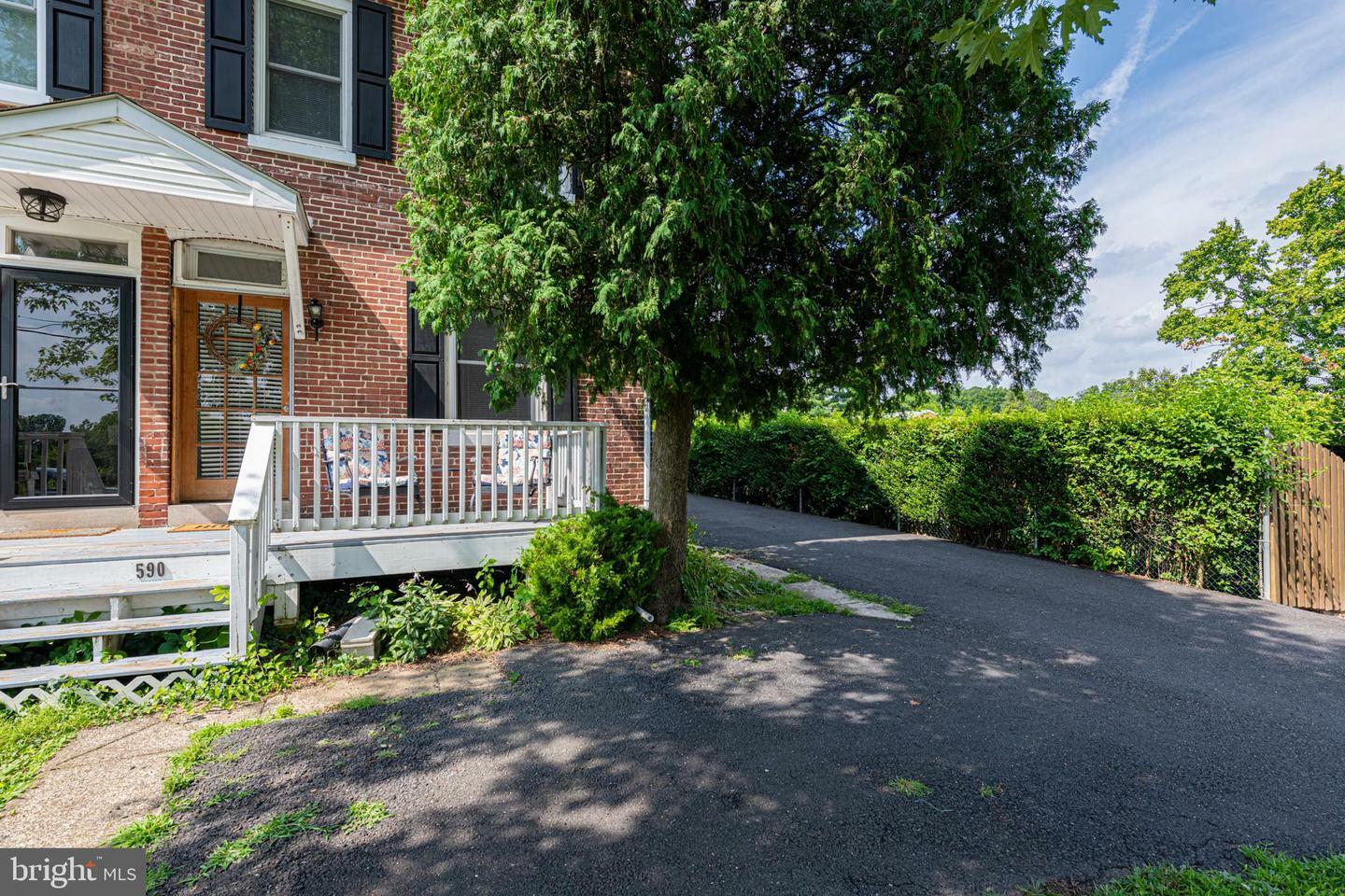 Property Photo:  590 S 2nd Avenue  PA 19460 