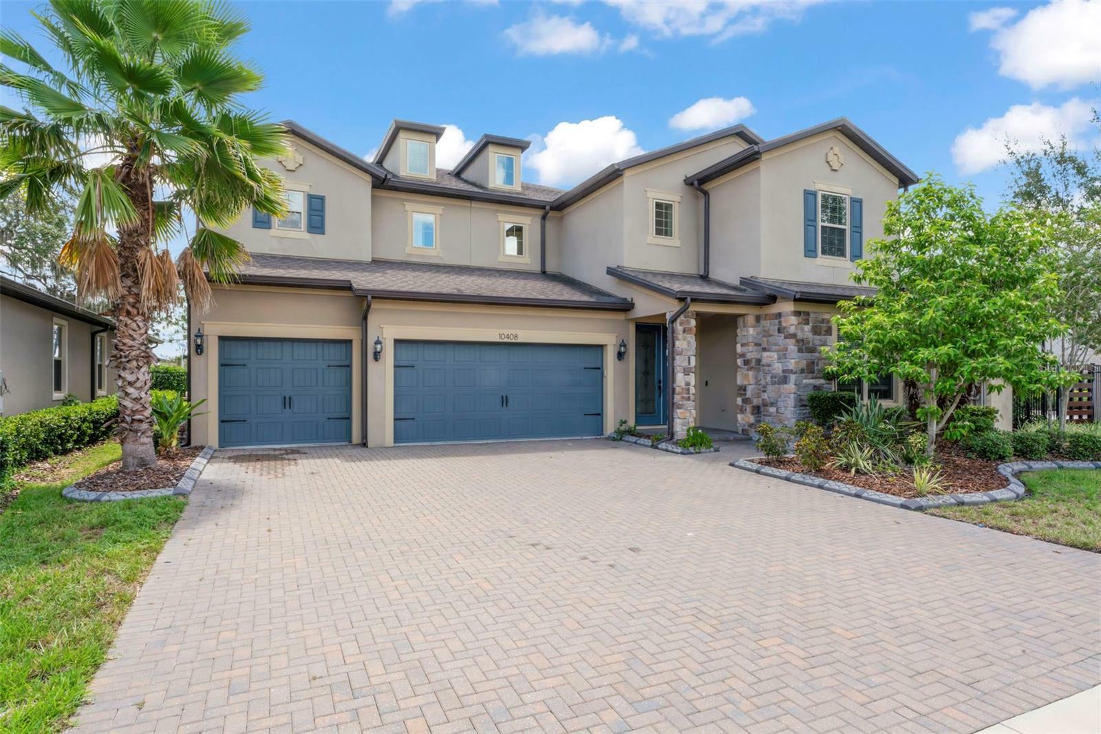 Property Photo:  10408 Scarlet Chase Drive  FL 33569 