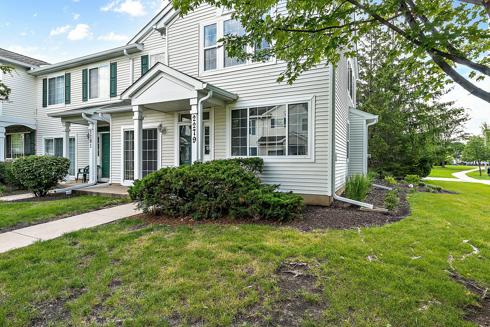 Property Photo:  2279 Reflections Drive  IL 60502 