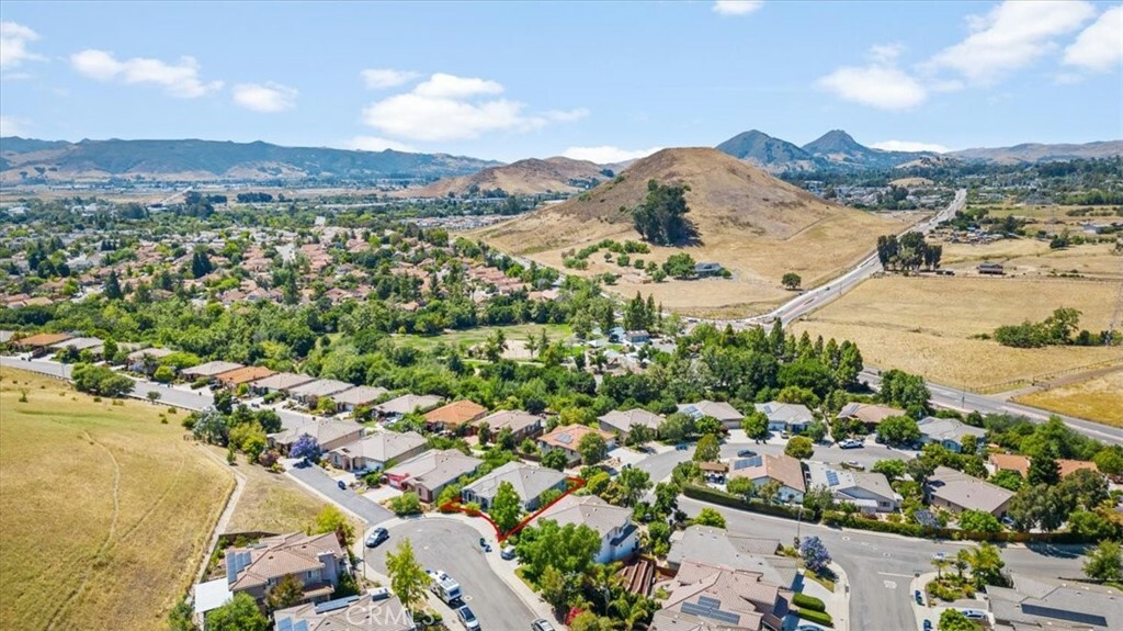 Property Photo:  1553 Huckleberry Lane  CA 93401 