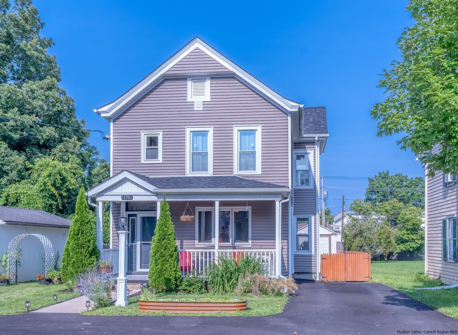 Property Photo:  179 Green  NY 12466 