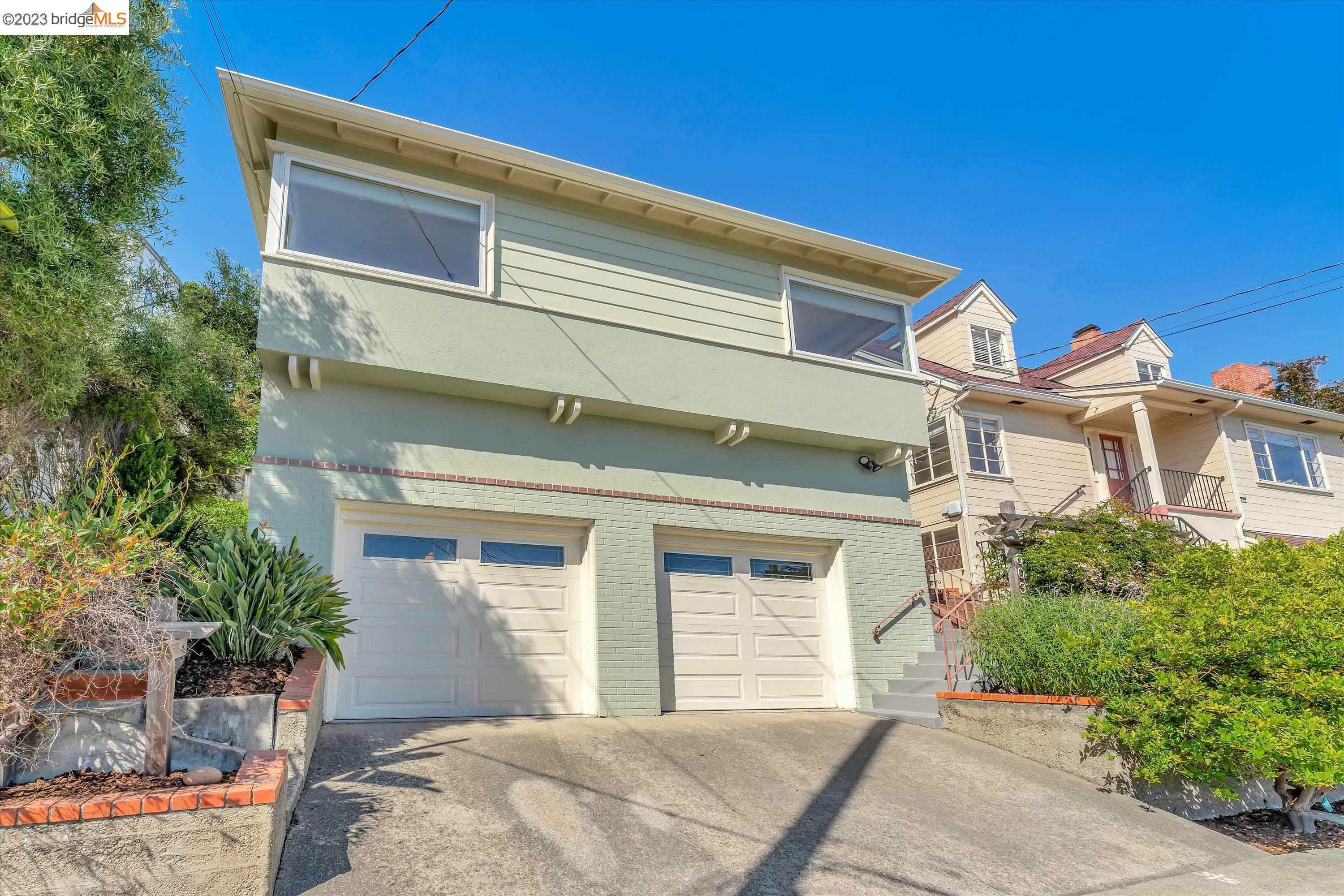 Property Photo: 6031 Chabolyn Ter CA 94618