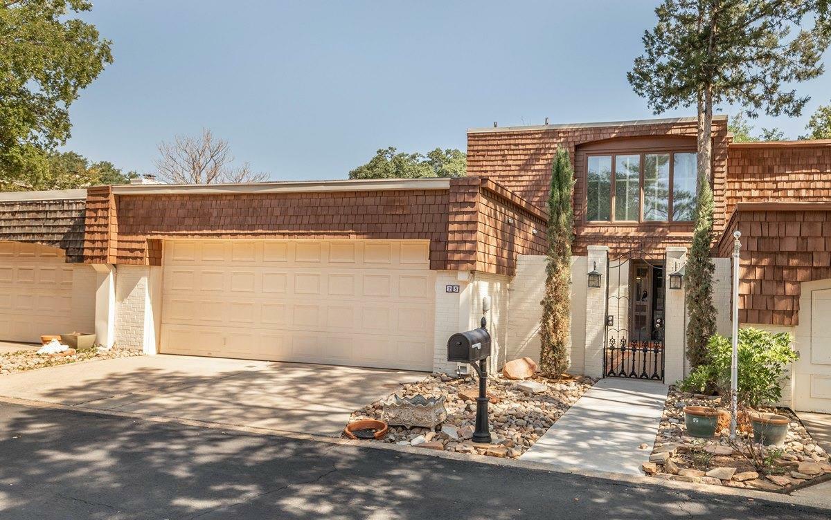 Property Photo: 2302 Slide Road #25 TX 79407