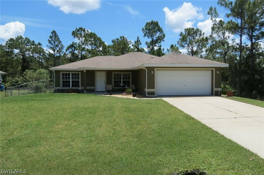 Property Photo:  915 Hooper Avenue  FL 33974 