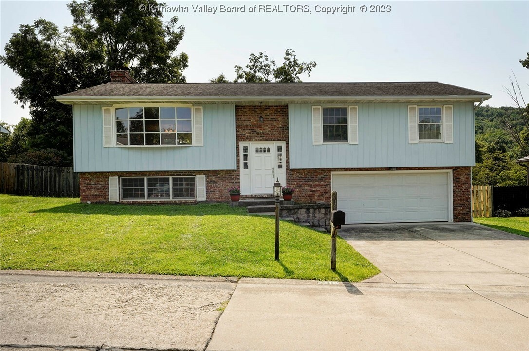 Property Photo: 5310 Edgebrook Drive WV 25313