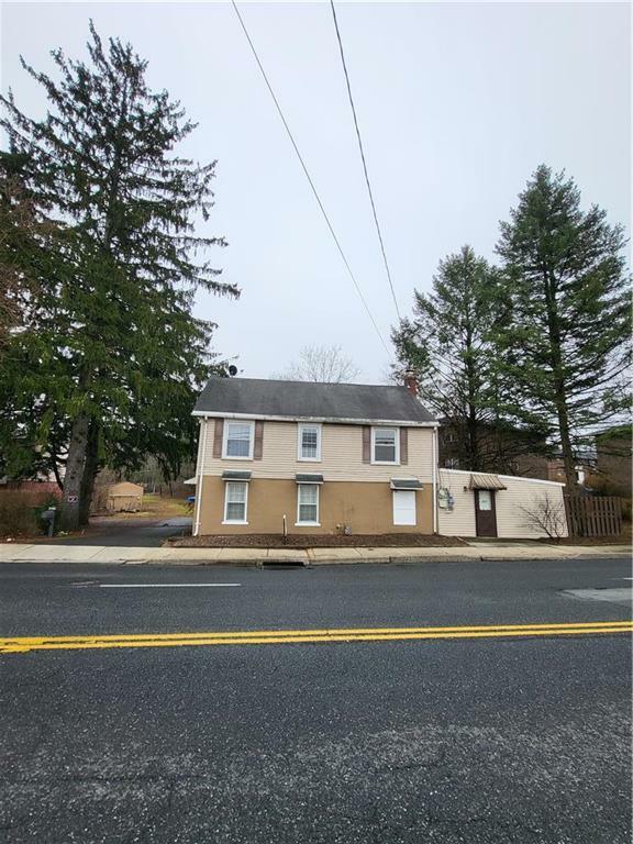 Property Photo:  2406 West Emaus Avenue  PA 18103 