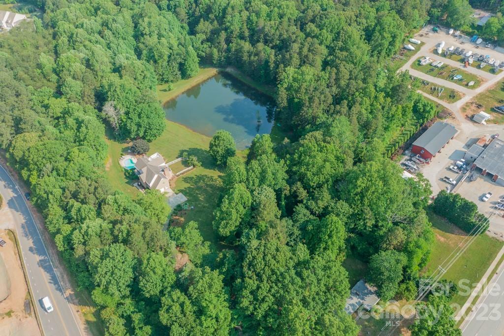 Property Photo:  1228 Brawley School Road  NC 28117 