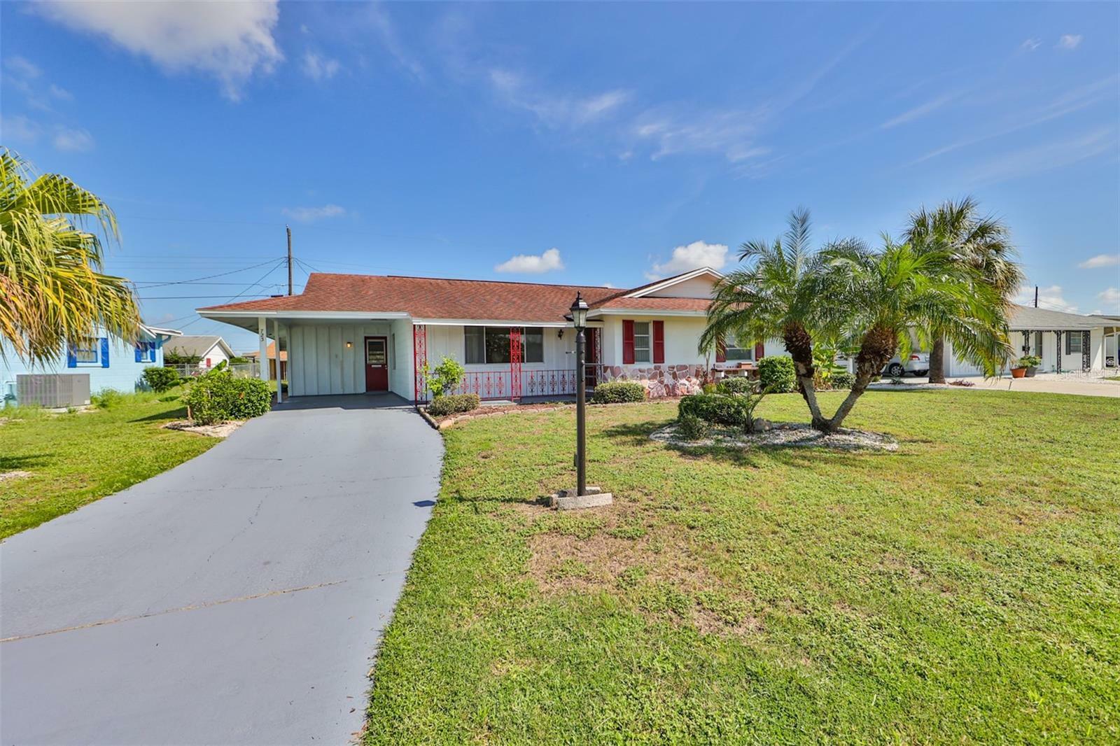 Property Photo:  723 Bel Air Avenue  FL 33573 