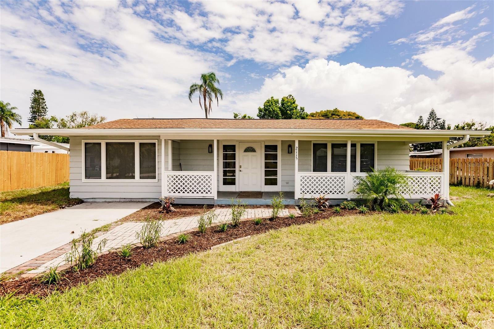 2115 Shawnee Street  Sarasota FL 34231 photo