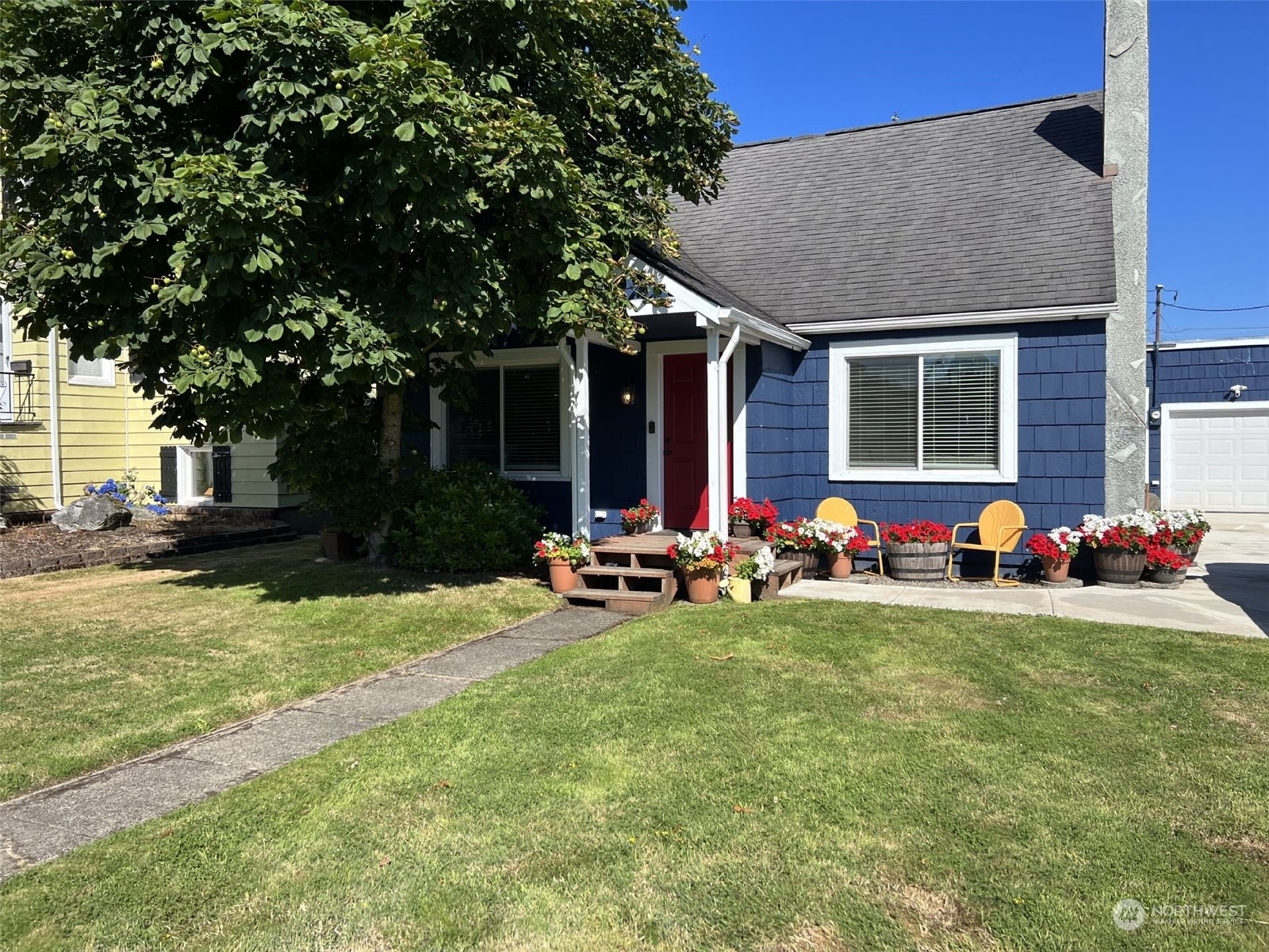 Property Photo:  514 W 2nd Street  WA 98520 