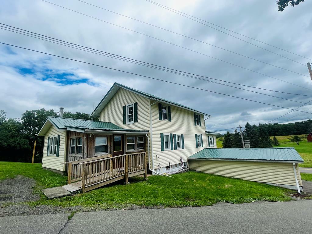 Property Photo:  24 Irish Ridge Rd  PA 18854 