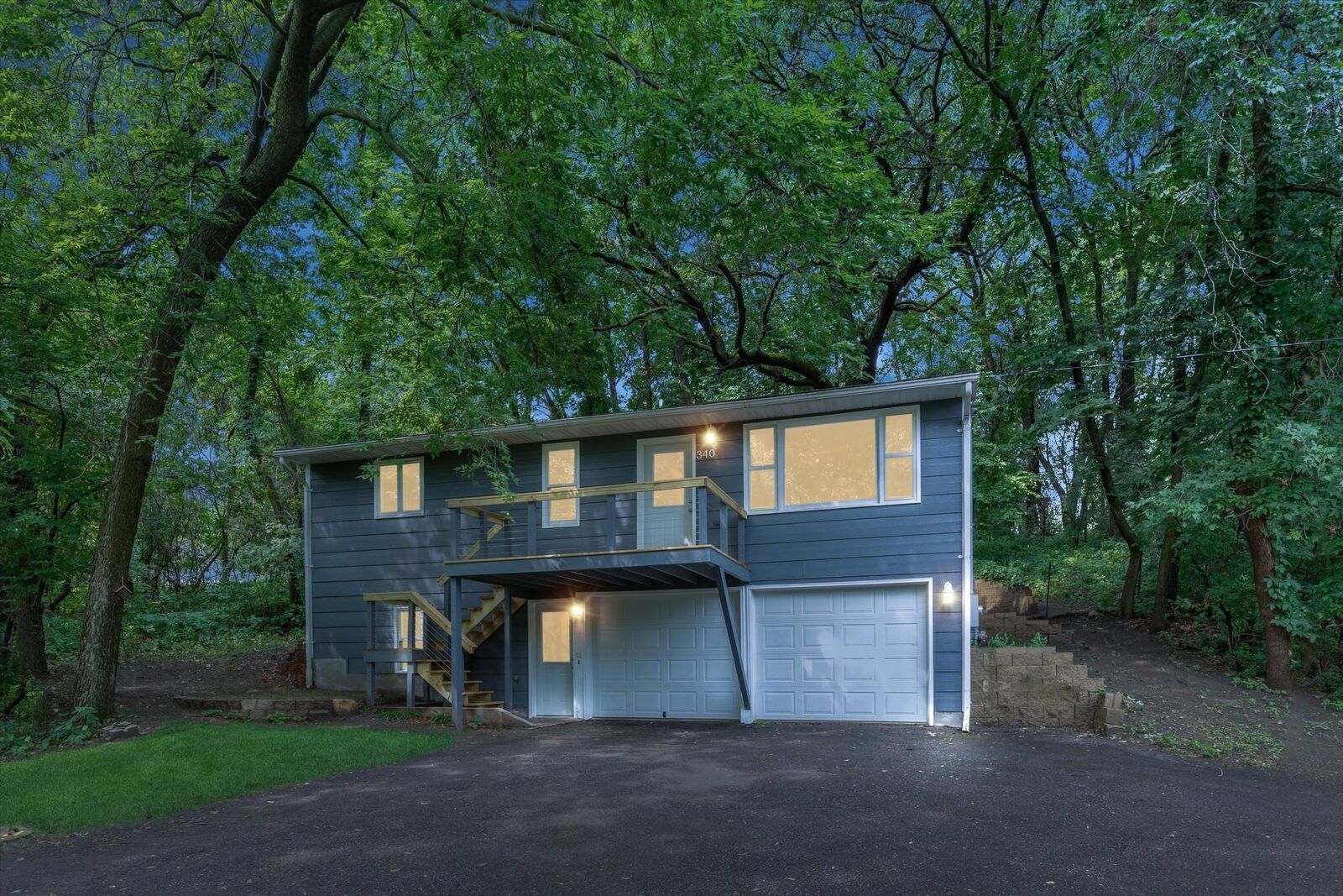 Property Photo:  340 Neubert Lane  MN 56001 
