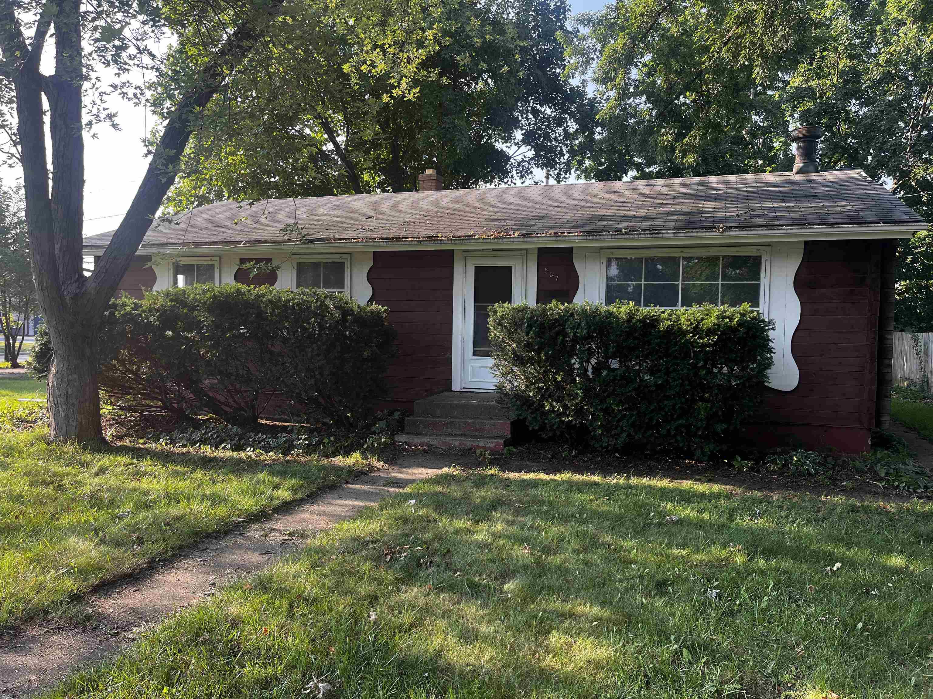 Property Photo:  537 Anna Avenue  IL 61115 