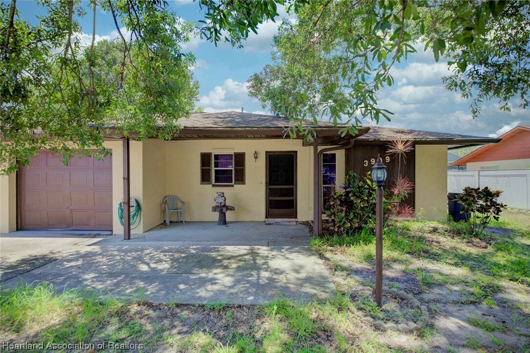 Property Photo:  3909 Ponce De Leon Boulevard  FL 33872 