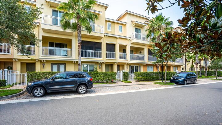Property Photo: 1626 Utica Trail FL 32746