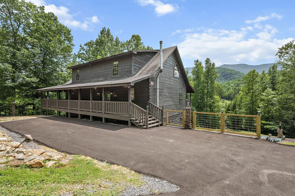 Property Photo: 4730 Indian Camp Creek Road TN 37722