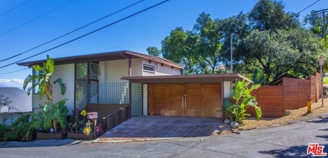 Property Photo:  3602 Avenida Del Sol  CA 91604 