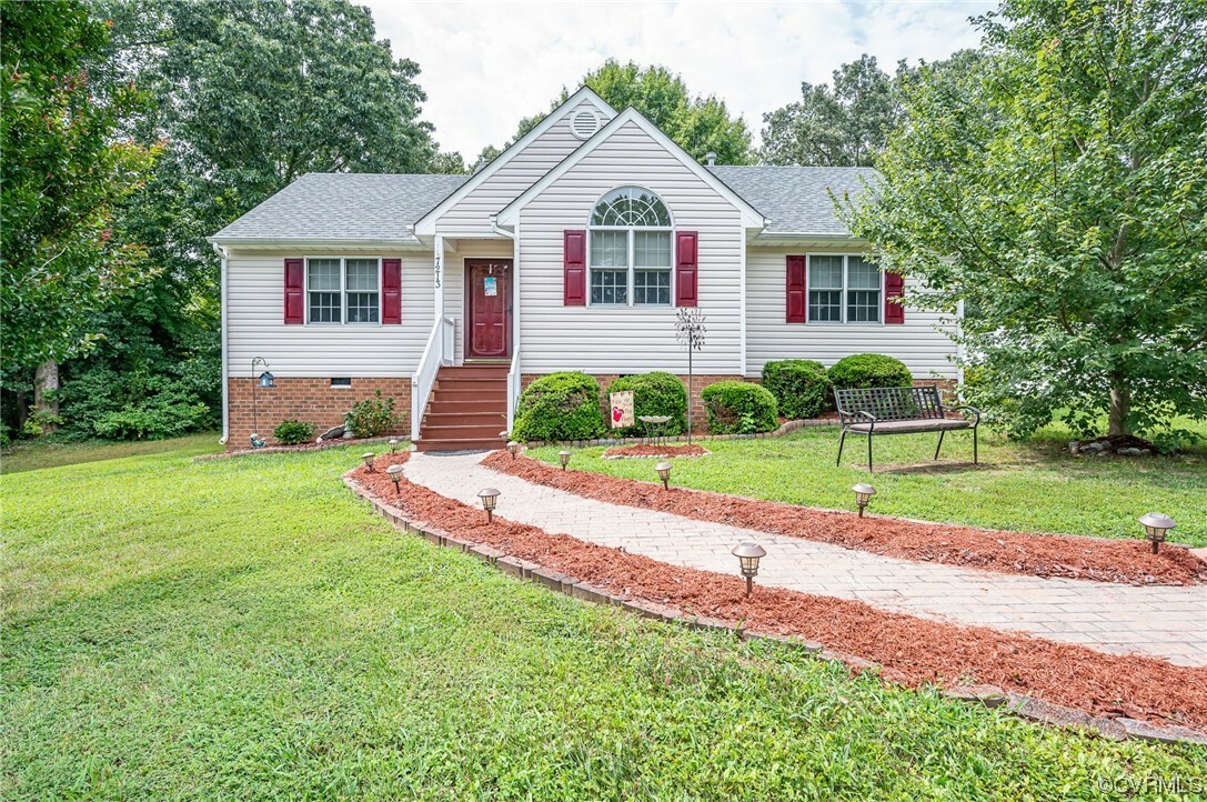 Property Photo:  7213 Buggy Place  VA 23225 