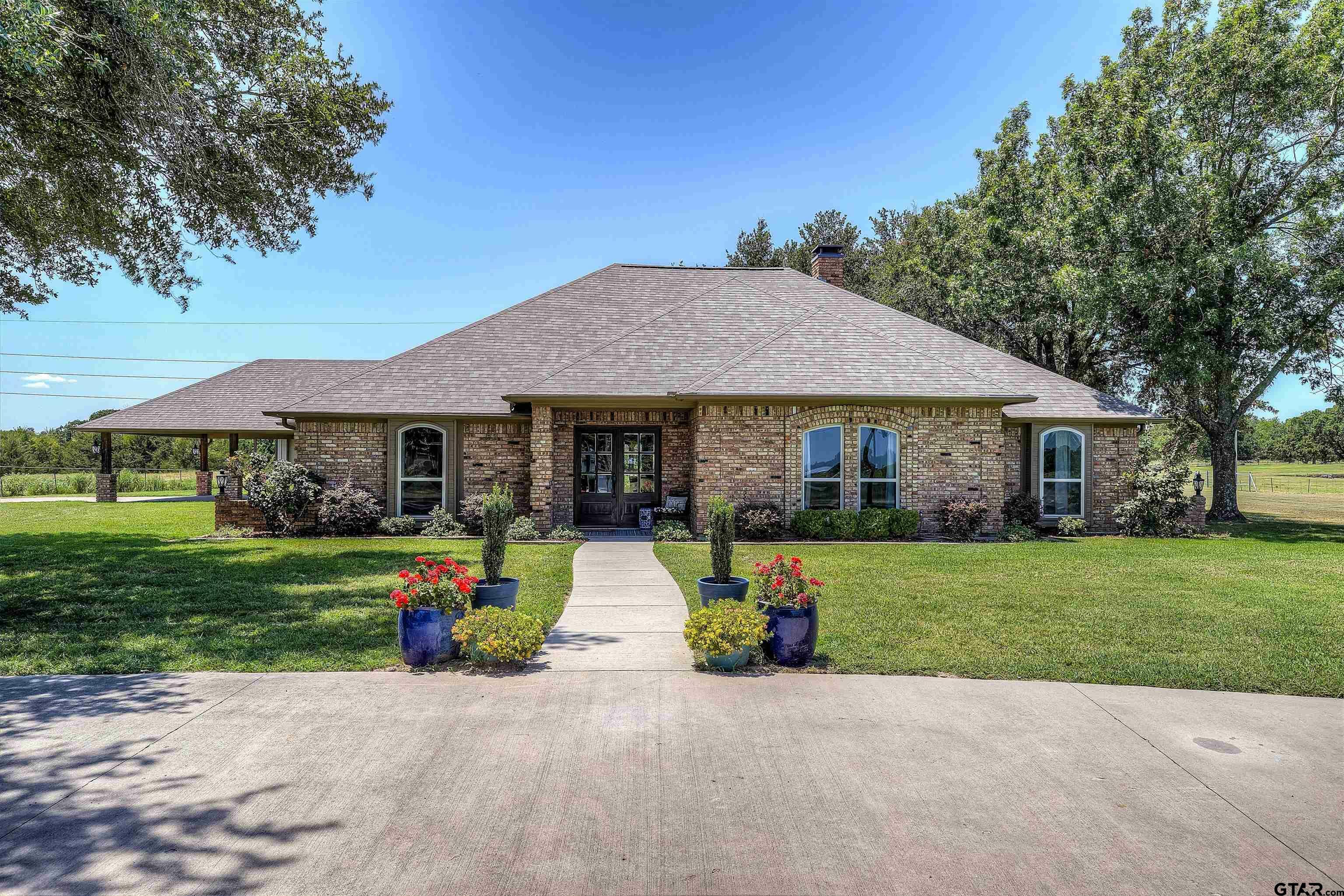 678 Farm Road 2297  Sulphur Springs TX 75482 photo