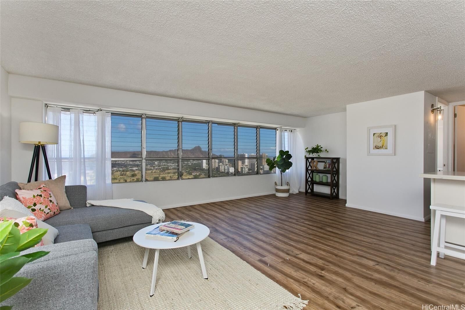 Property Photo:  2525 Date Street 3701  HI 96826 
