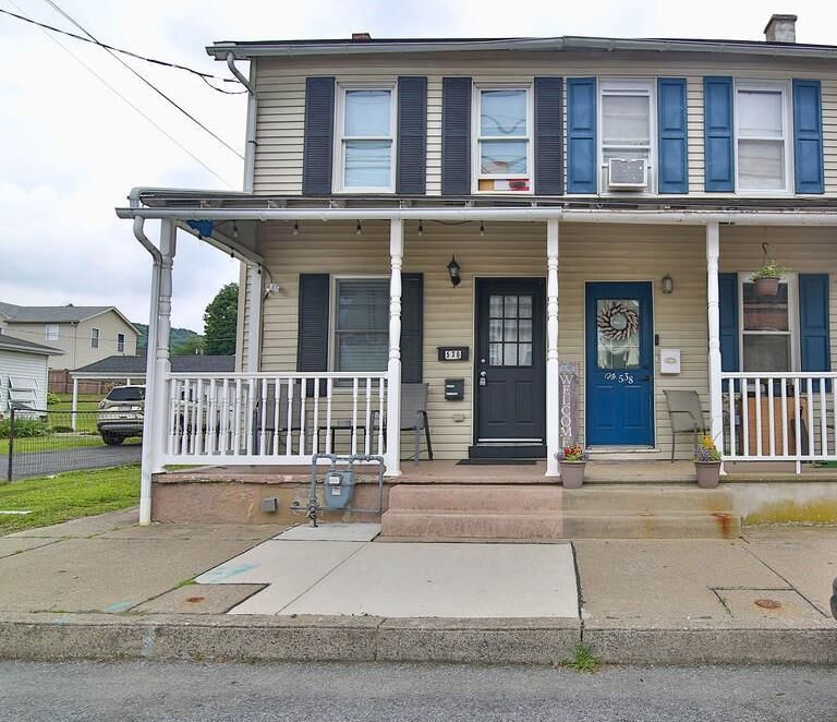 Property Photo:  536 Minor Street  PA 18049 