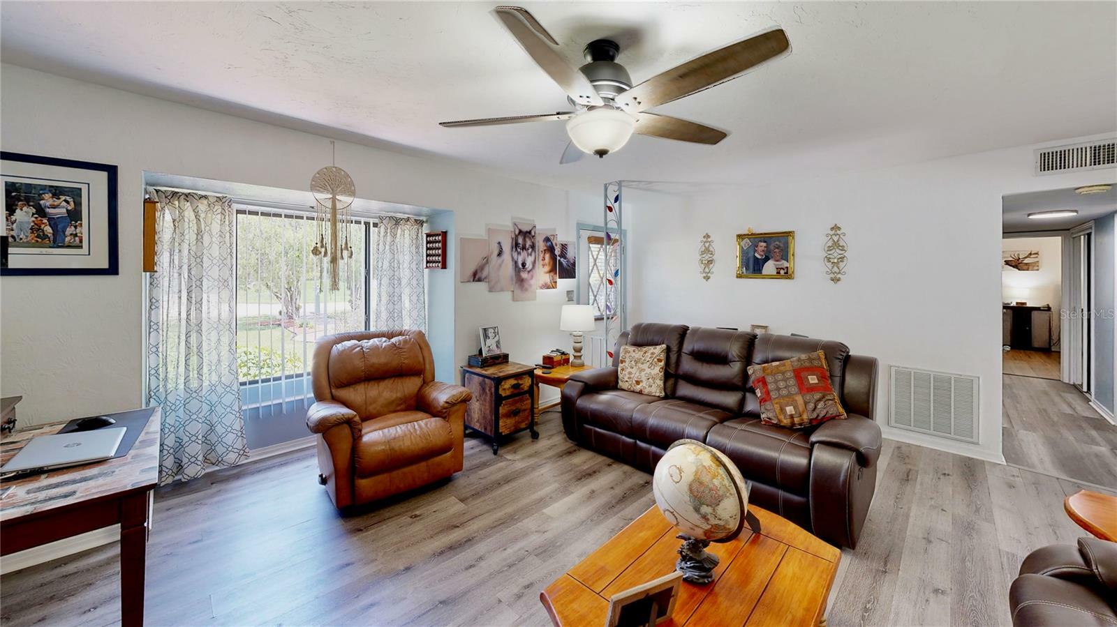 Property Photo:  1370 N Lyndell Drive  FL 34741 