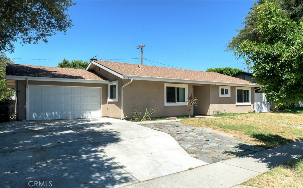 Property Photo:  2373 Heather Street  CA 93065 