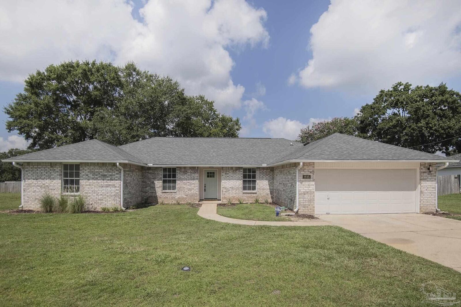 Property Photo:  1935 Winners Cir  FL 32533 