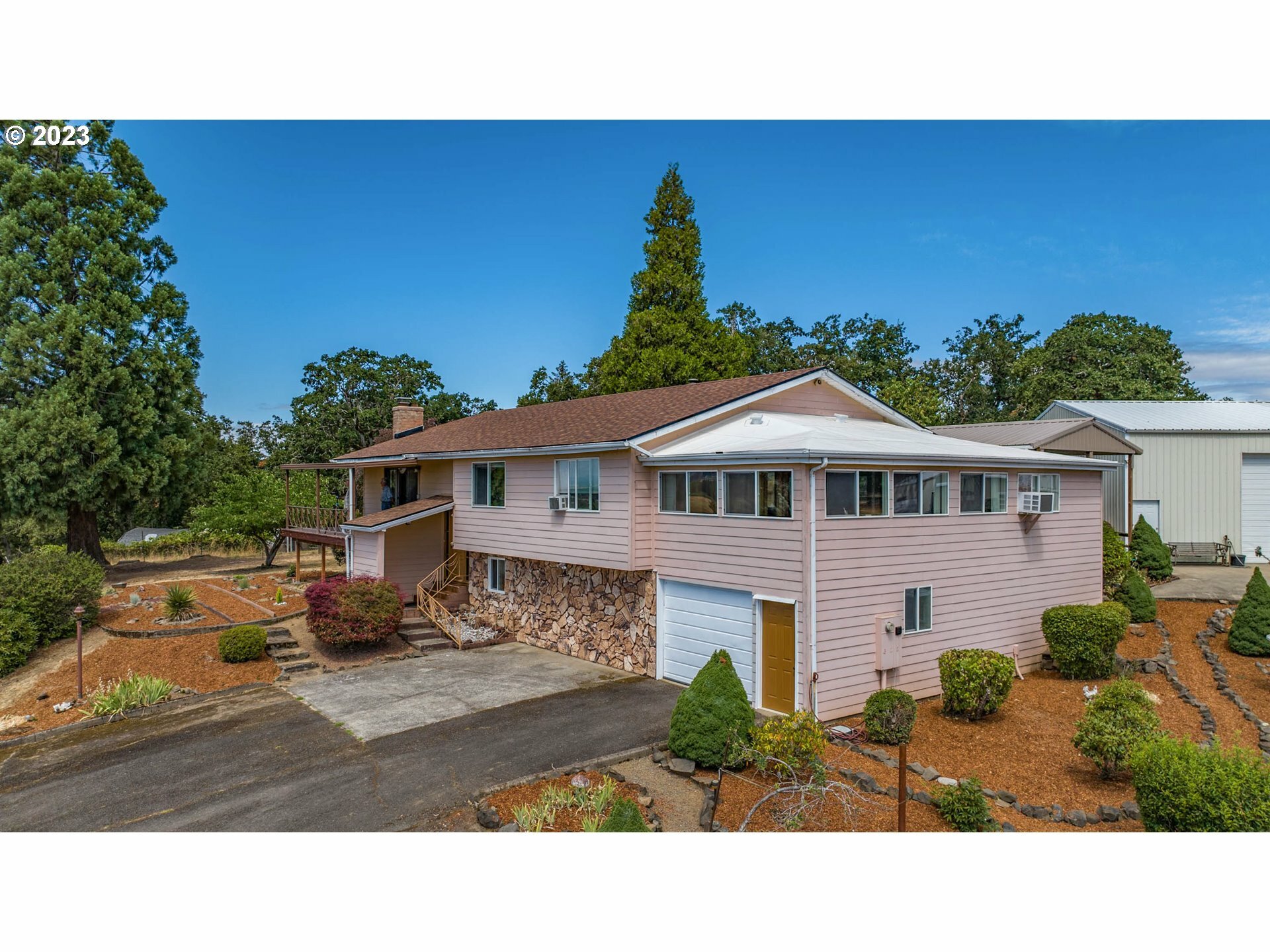 10685 Oak Dr SE  Salem OR 97306 photo