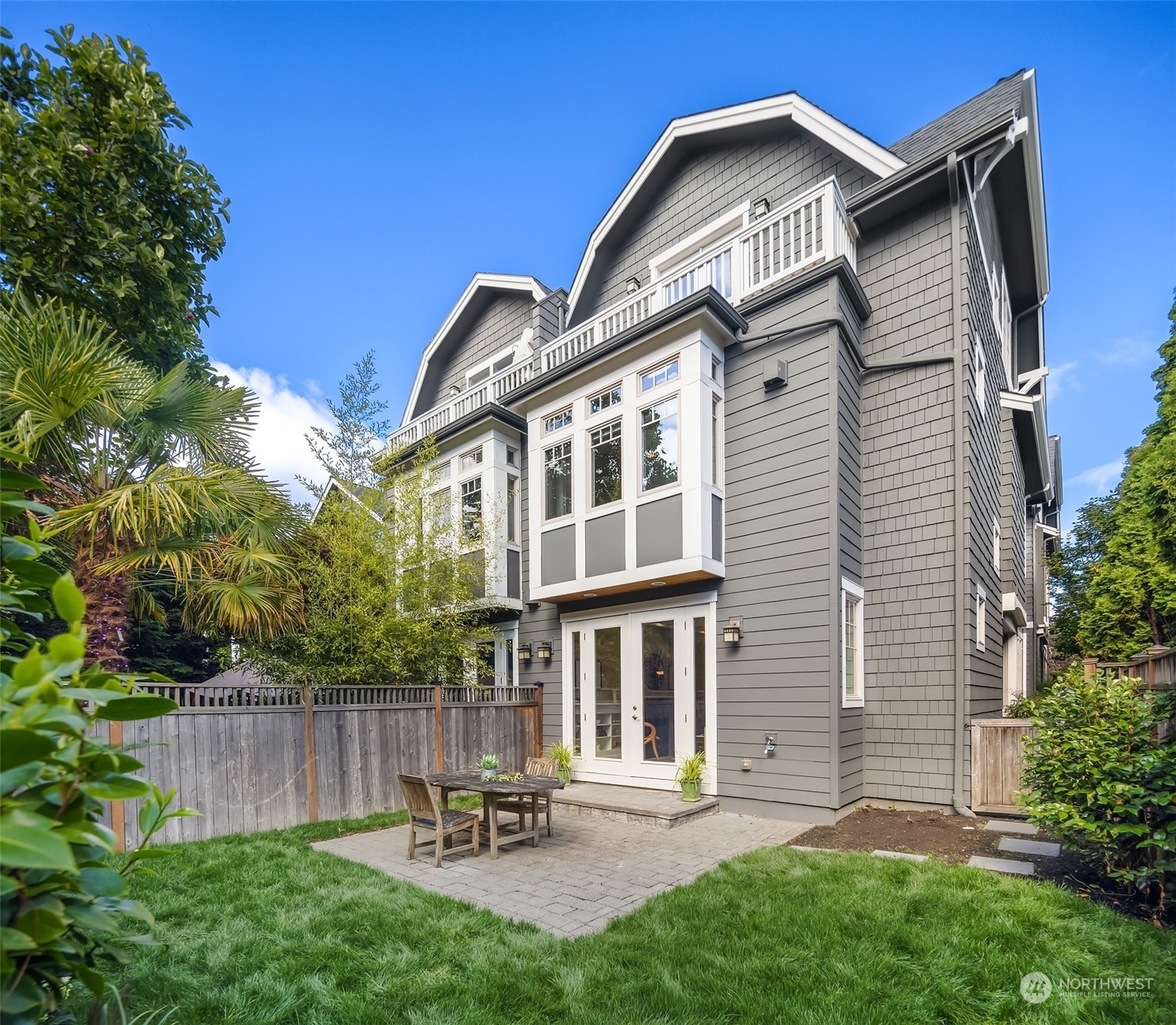 Property Photo:  2207 A Nob Hill Avenue N  WA 98109 