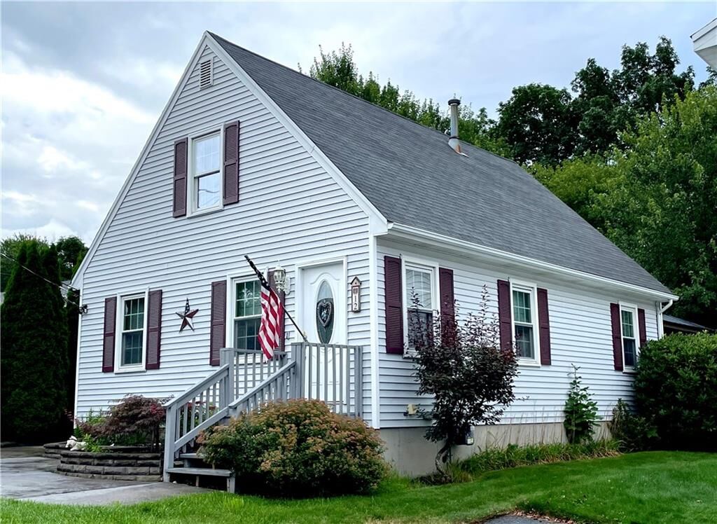 Property Photo:  12 Morning Glory Rd  RI 02864 