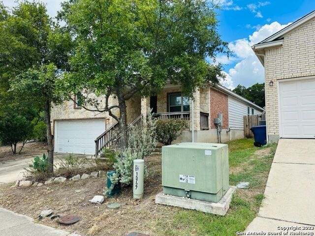 Property Photo:  15727 Cotton Tail Ln  TX 78255 