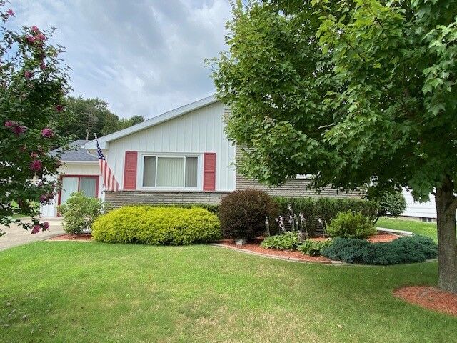 Property Photo:  13 Hickory Road  NY 13905 