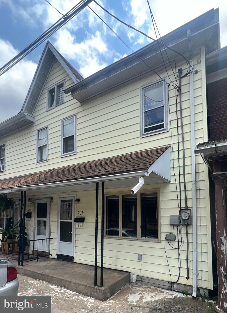 Property Photo:  604 E Commerce Street  PA 17872 