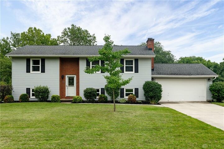 71 Fairfield Pike  Enon Vlg OH 45323 photo