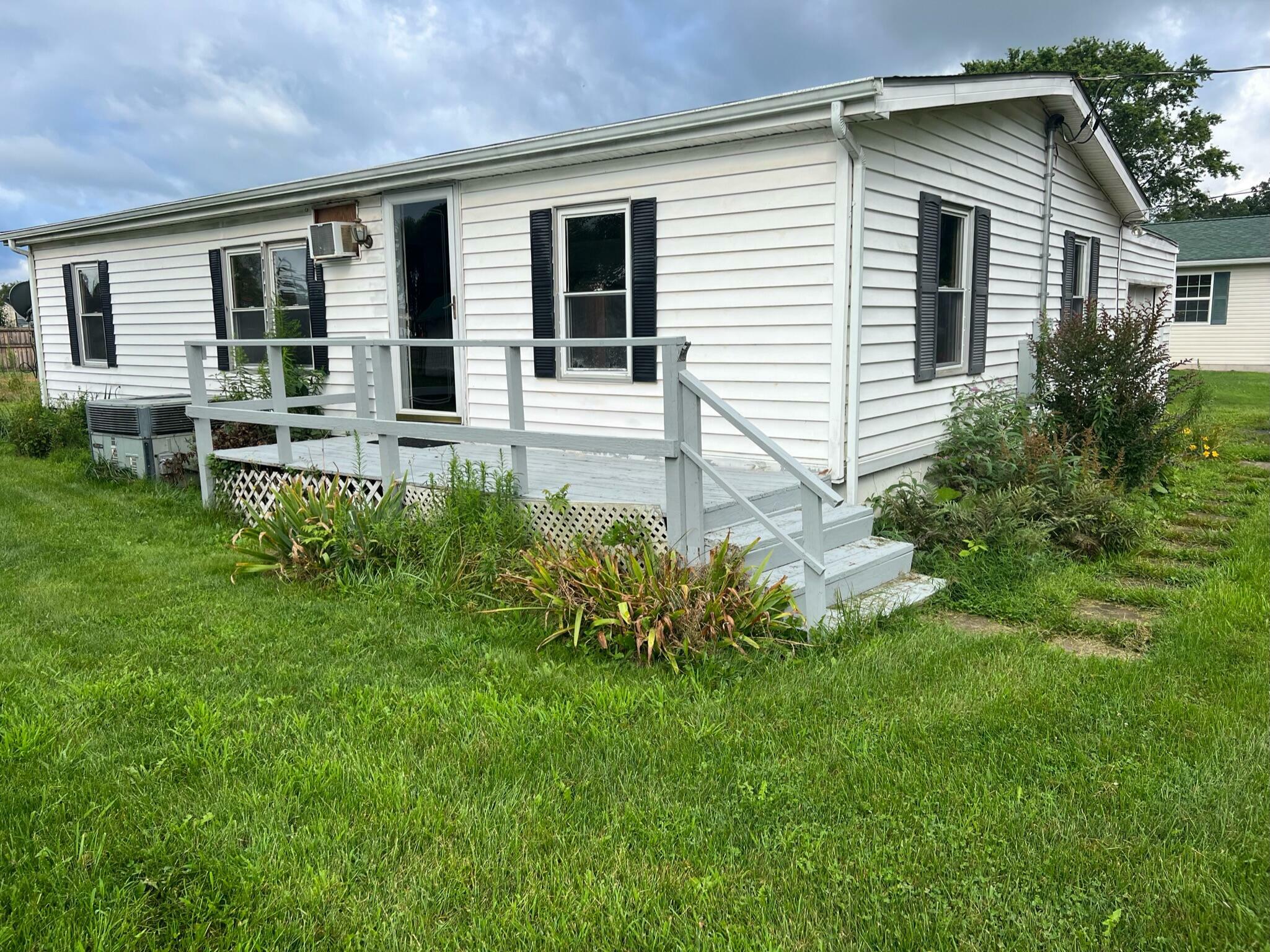 Property Photo:  183 2nd St  WV 24901 