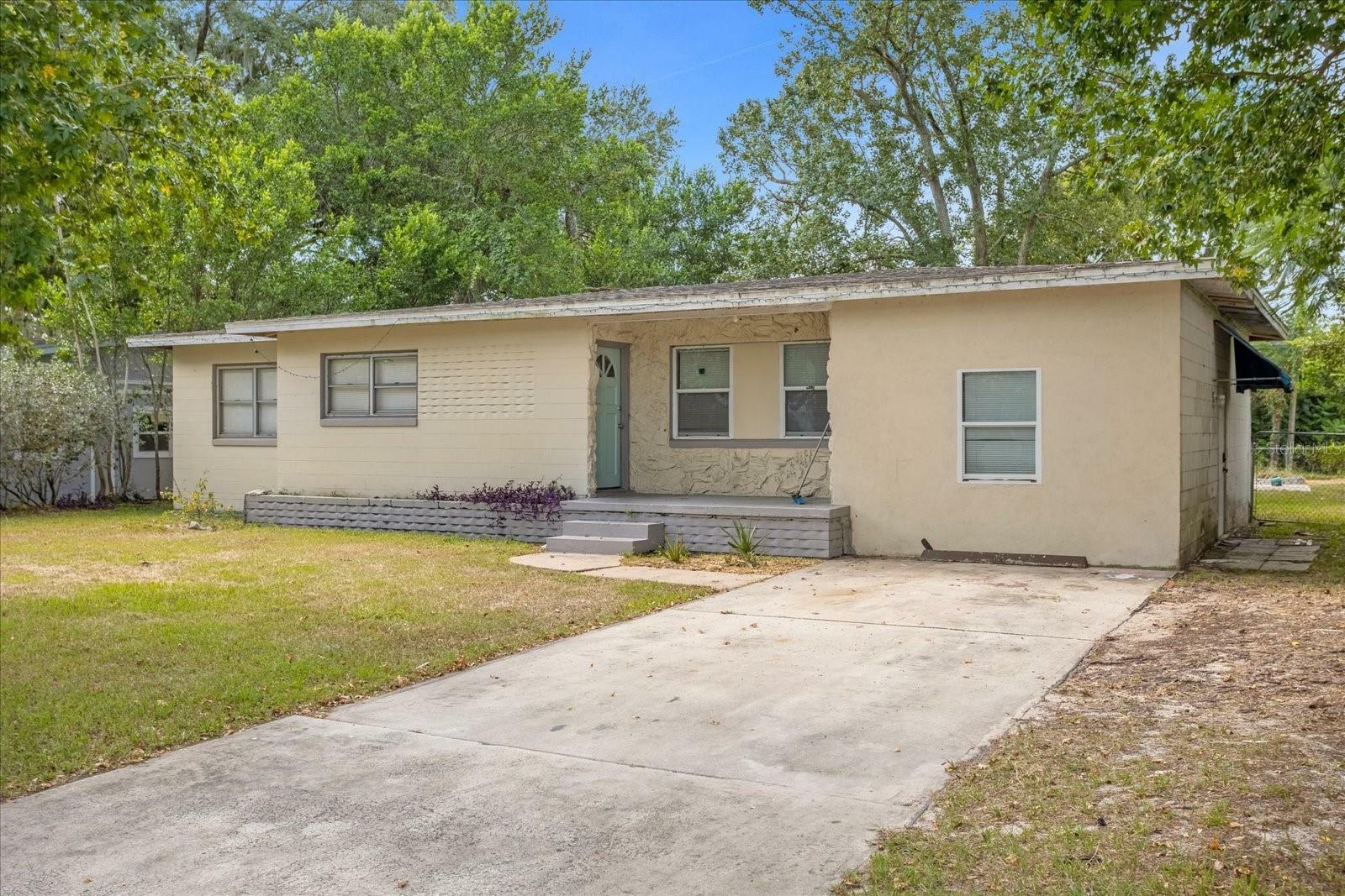 Property Photo:  3410 Calumet Drive  FL 32810 