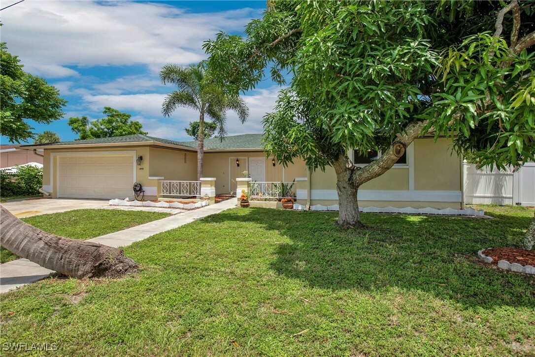 Property Photo:  4910 Orange Grove Boulevard  FL 33903 