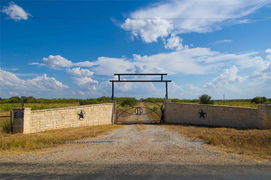 Property Photo: 5000 B County Road 147 TX 76801