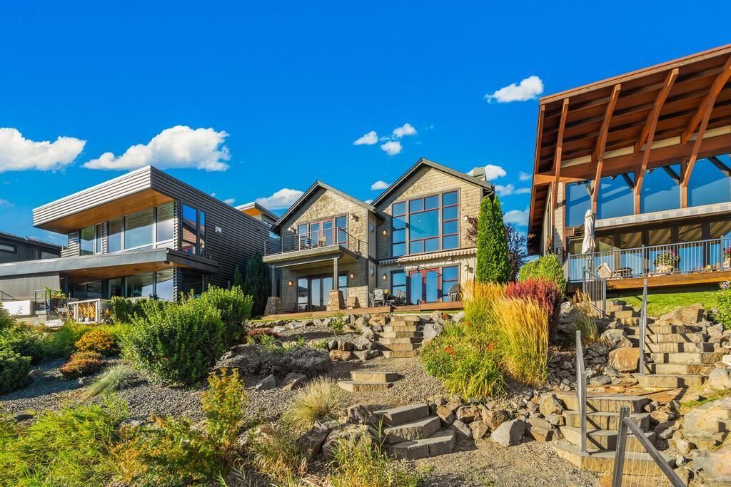 Home for sale in Coeur D Alene 1350 W Bellerive Ln, Coeur D Alene, ID