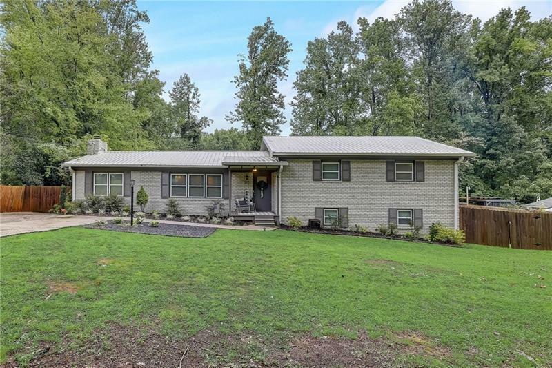 Property Photo:  313 Lynnwood Drive  GA 30188 